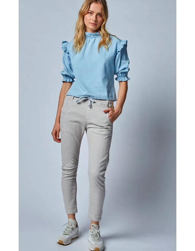 Active Vaporous Grey Jeans
