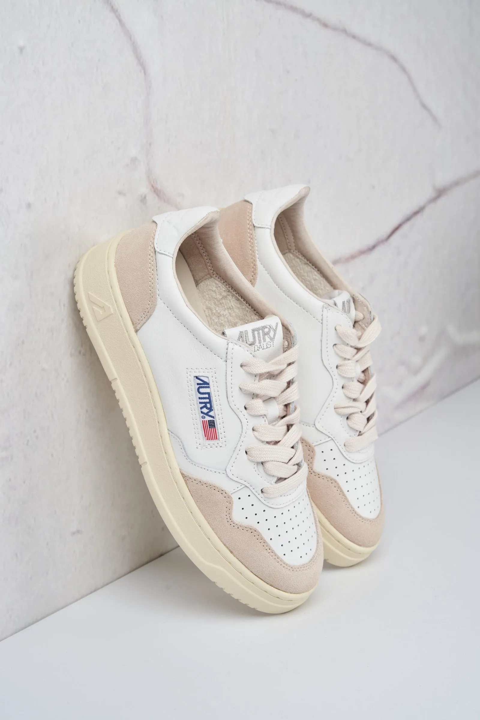 Autry Sneakers Medalist Low 3003