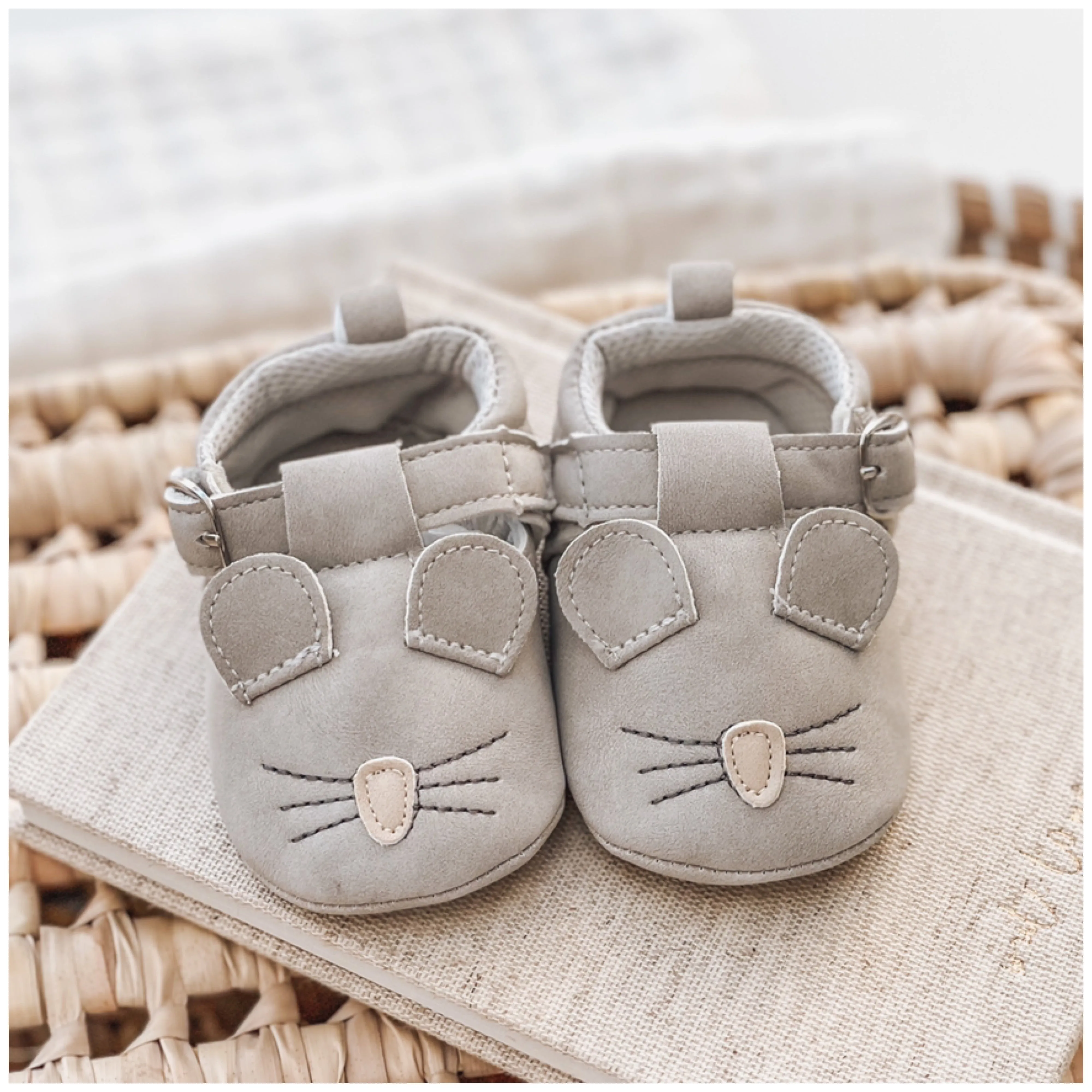 Baby Shoes | Mouse (Light Grey)