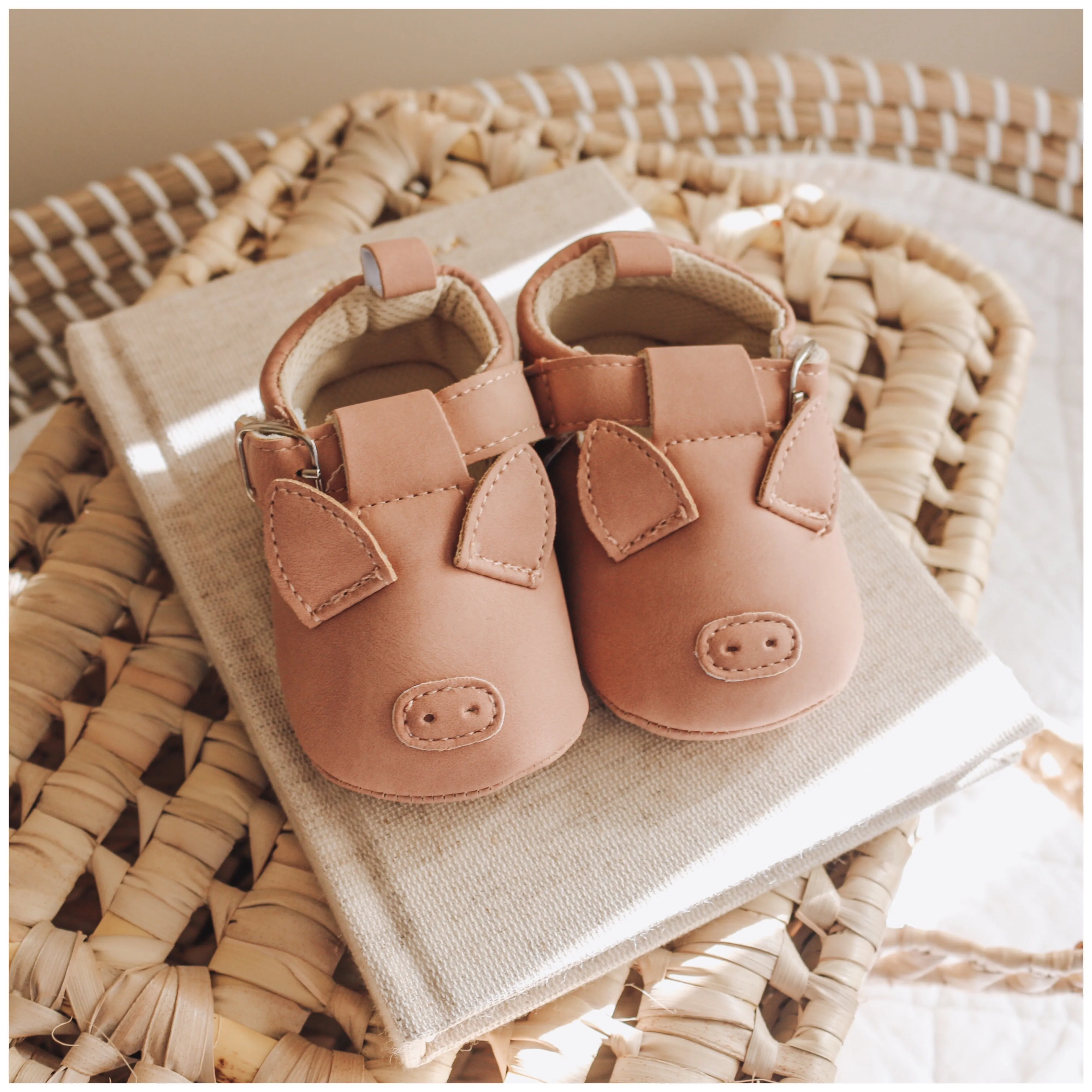 Baby Shoes - Piggy