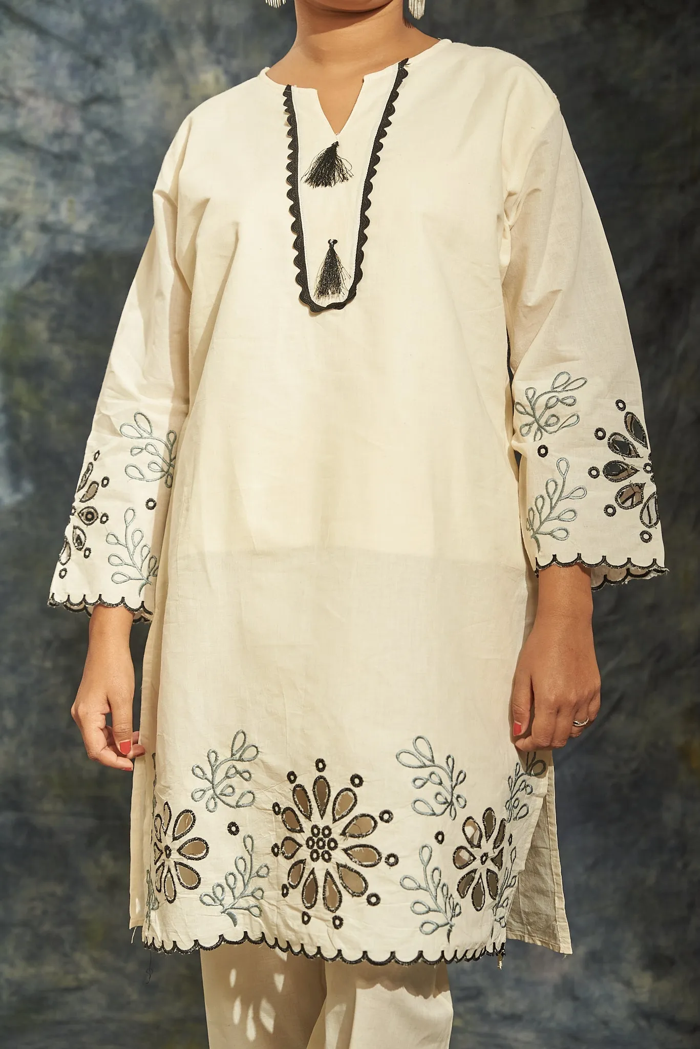 Embroidered Off-White Cotton Kurta Set
