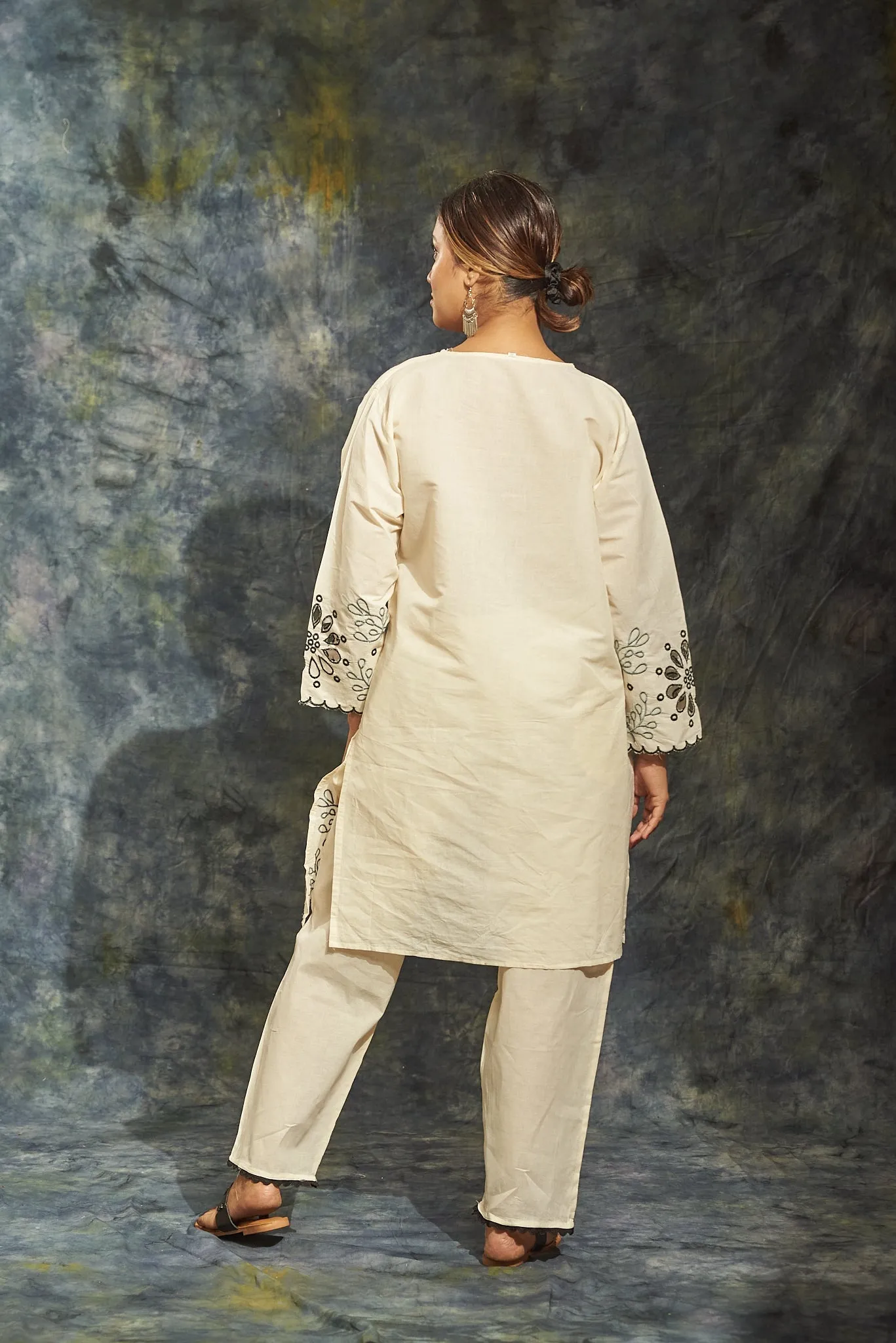 Embroidered Off-White Cotton Kurta Set