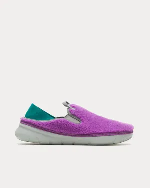 Hut Moc Fleece Plum Slip Ons