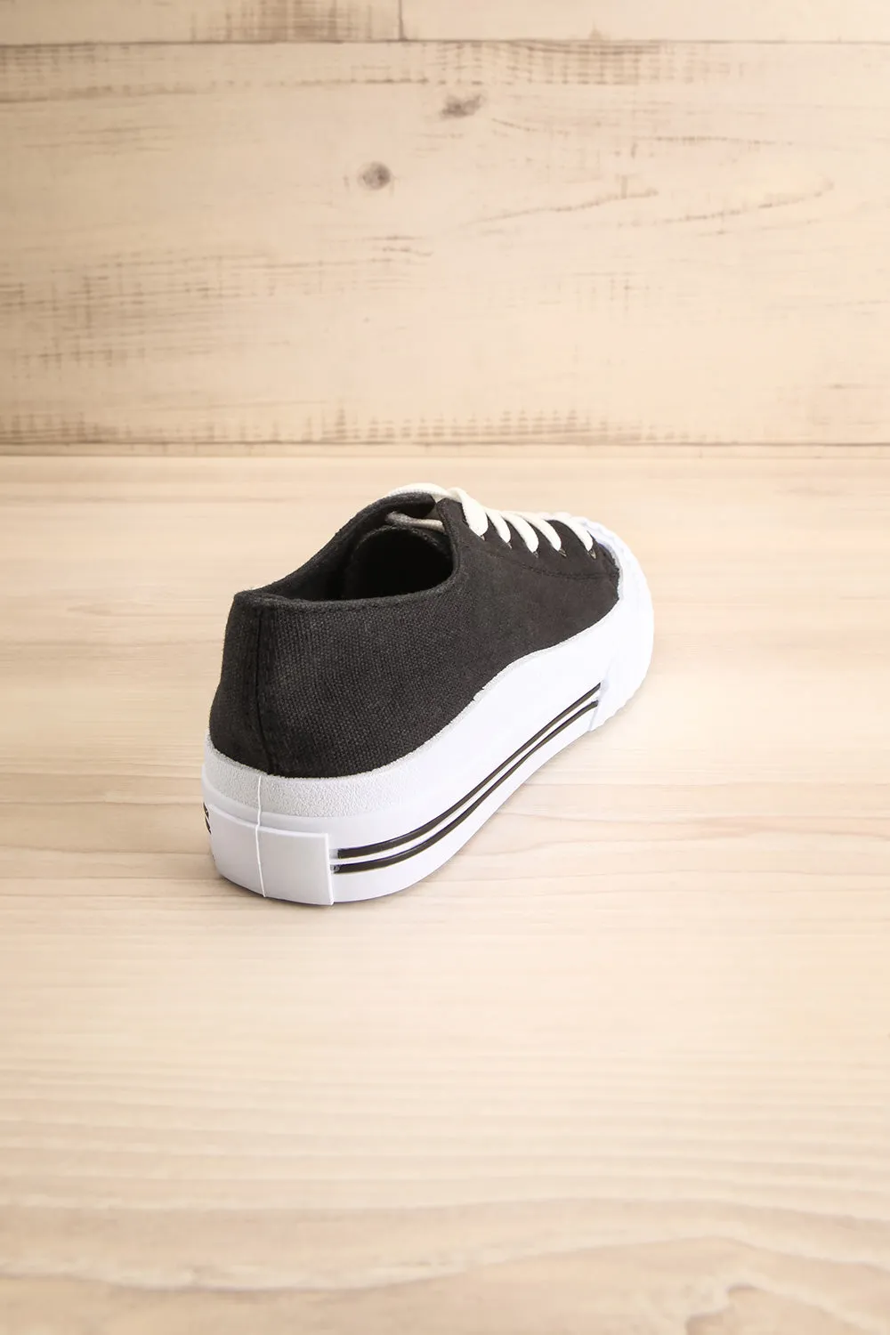 Jonny Black | Canvas Lace-Up Sneakers