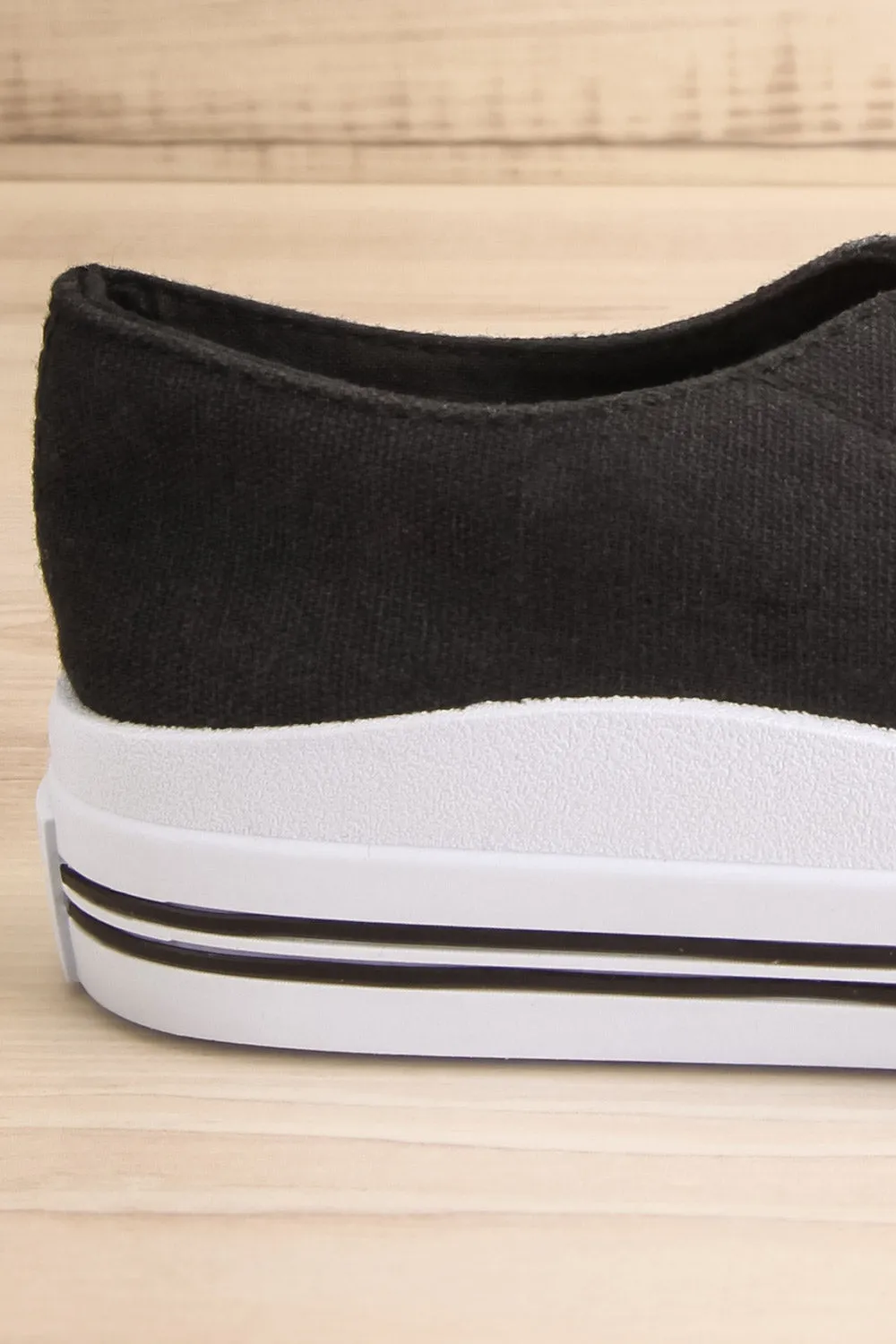 Jonny Black | Canvas Lace-Up Sneakers
