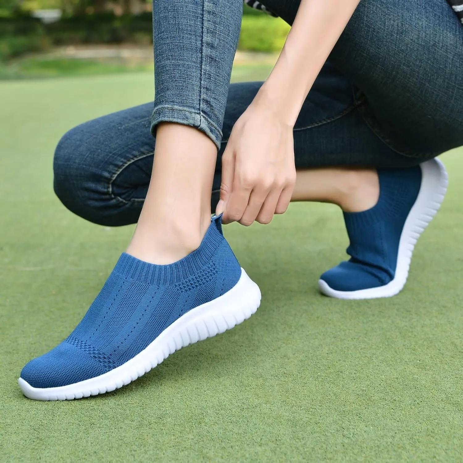 konhill Women's Slip On Sneakers Non Slip Walking Shoes Breathable Mesh Work Casual Lightweight Tennis Workout Shoes