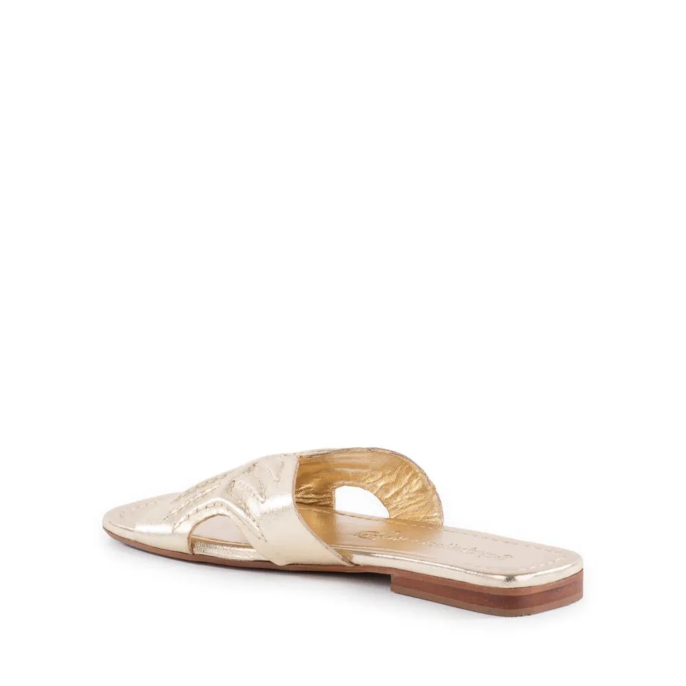 Madhu Sandal