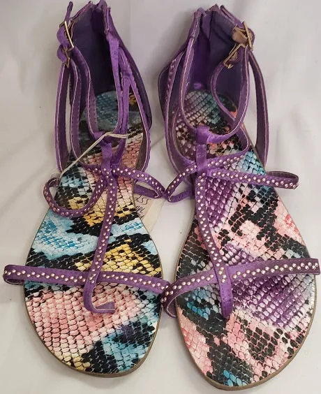 Subrina -- Women's Flat Sandal