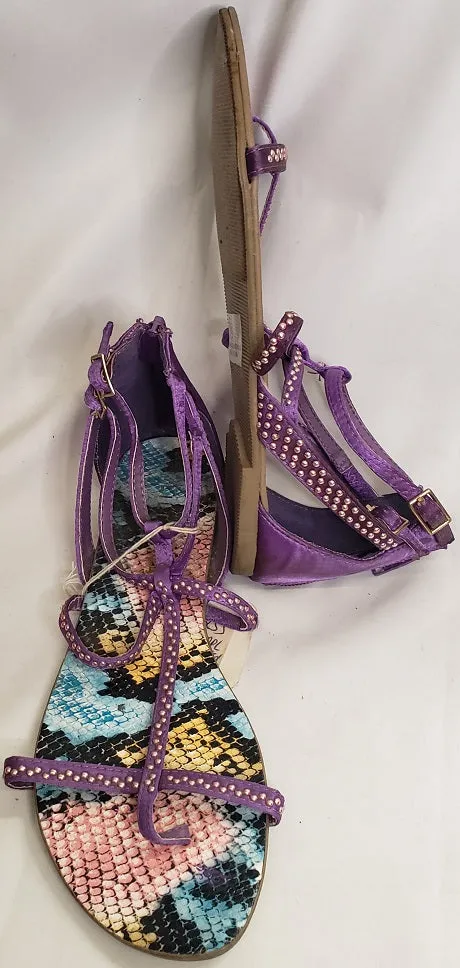 Subrina -- Women's Flat Sandal