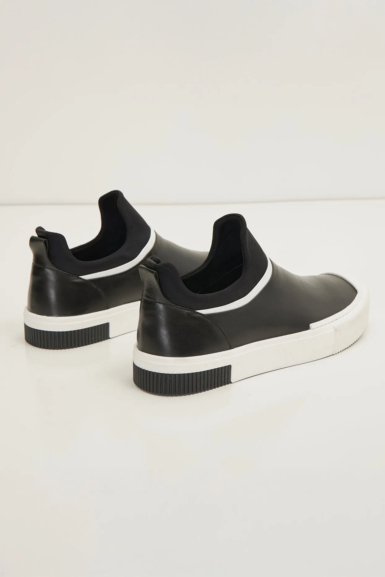 The King - Leather Skate Slip Ons - Neoprene And Leather Black