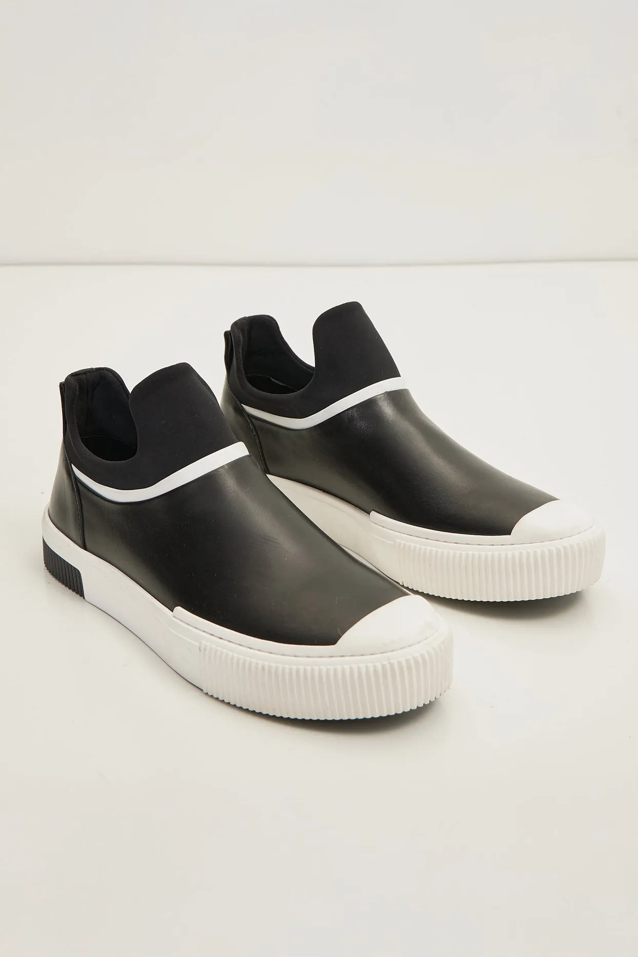 The King - Leather Skate Slip Ons - Neoprene And Leather Black