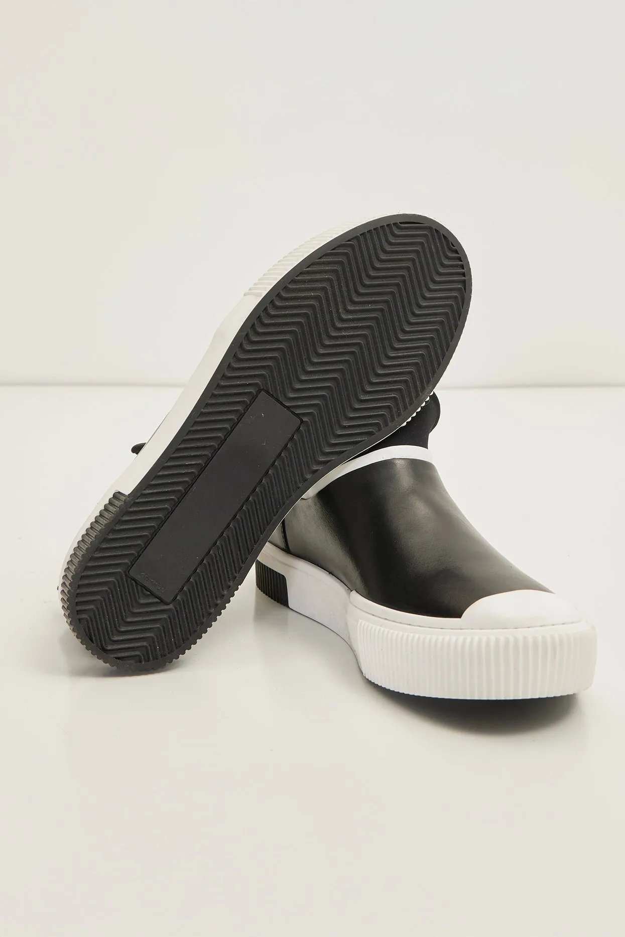 The King - Leather Skate Slip Ons - Neoprene And Leather Black