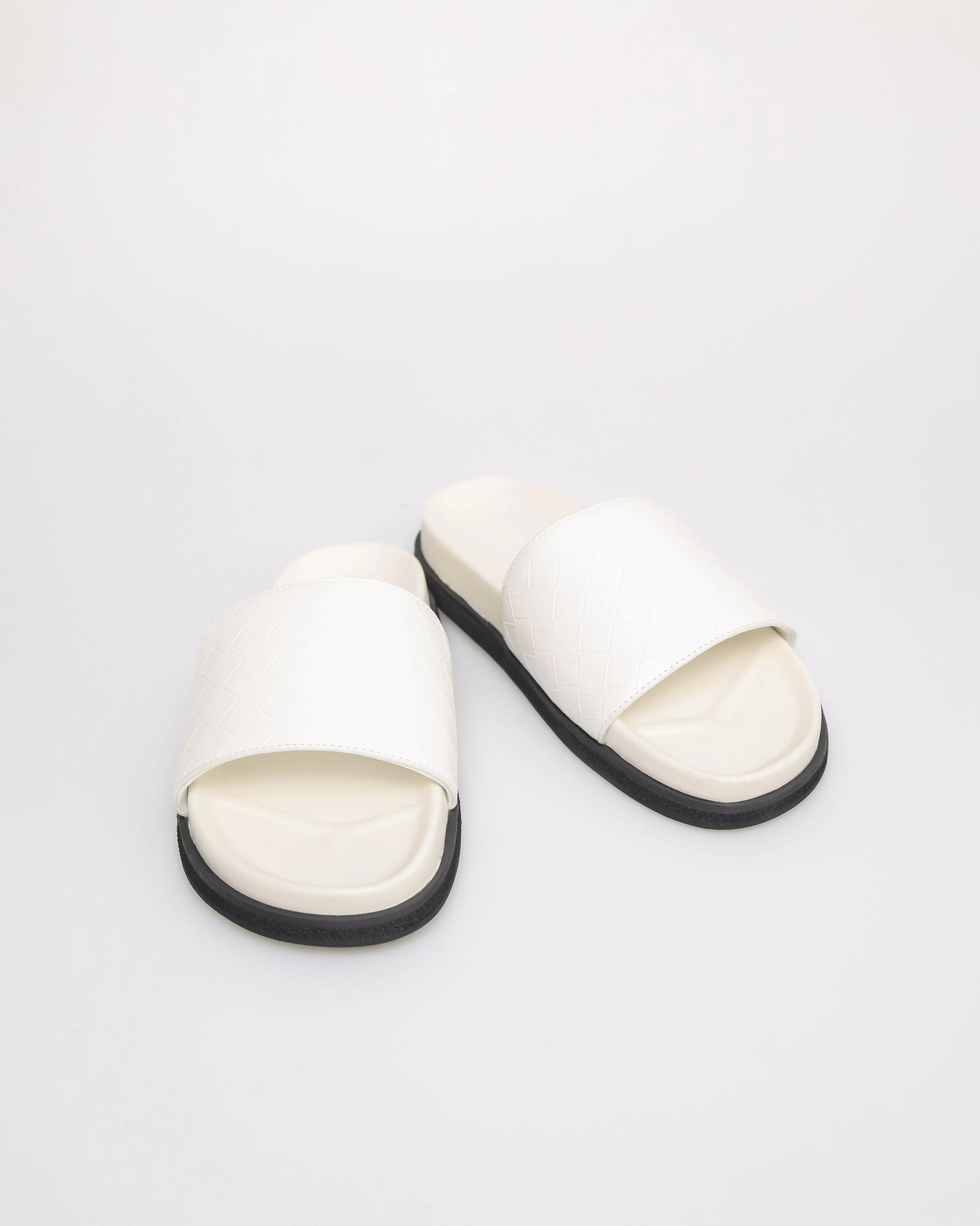 Tomaz C651 Men's Quilted Slide Sandal