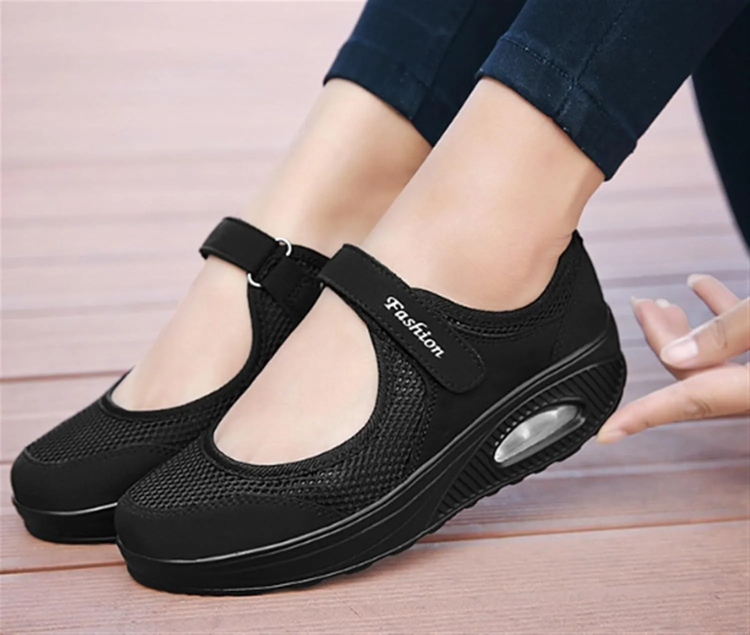 Women Slip On Walking Sneakers Mesh Lightweight Tennis Workout Non Slip Running Shoes