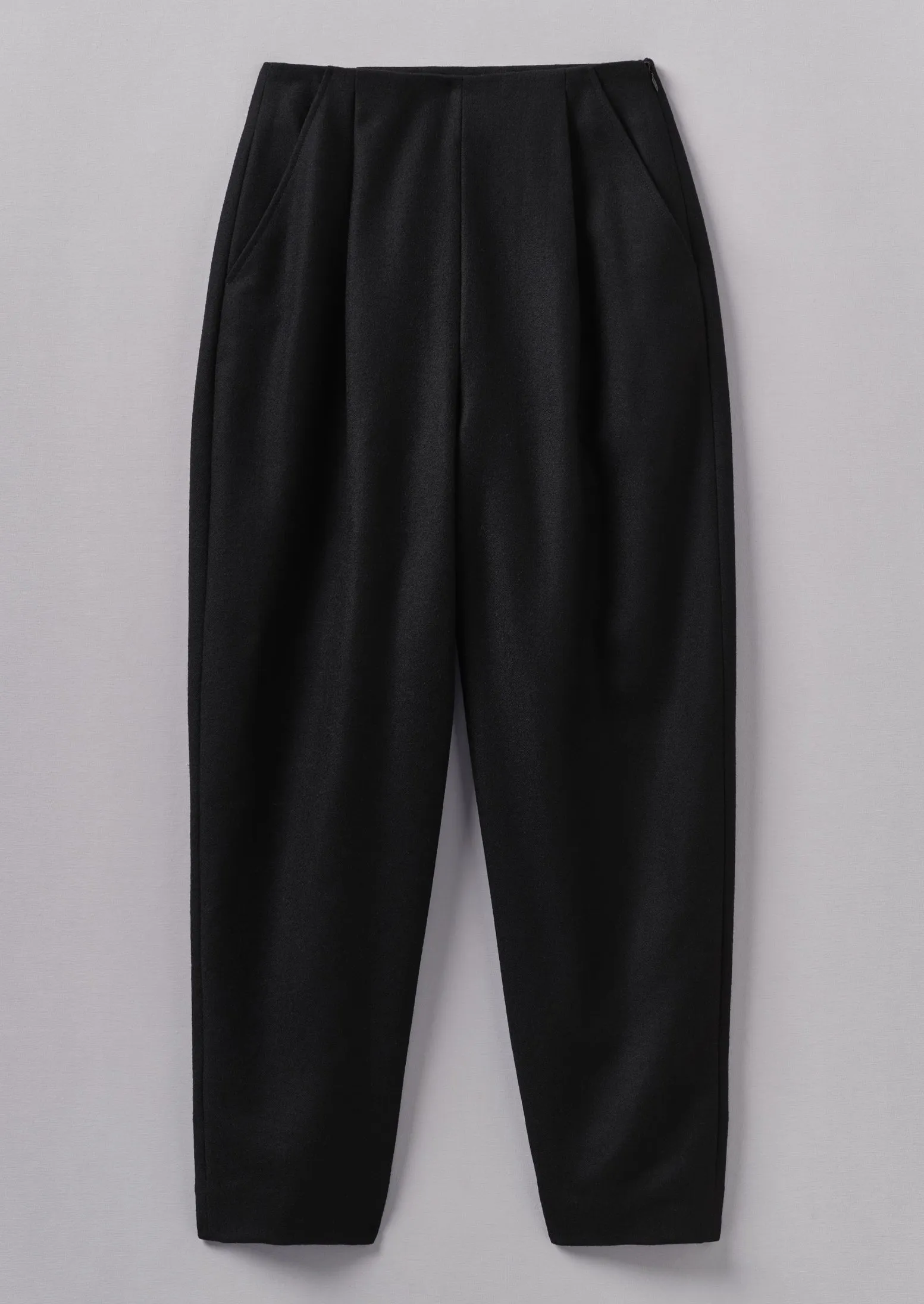 Wool Flannel Pleat Front Pants | Black